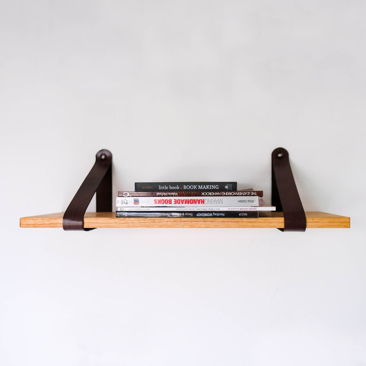 Repisa Flotante Cuir - Madera y Piel